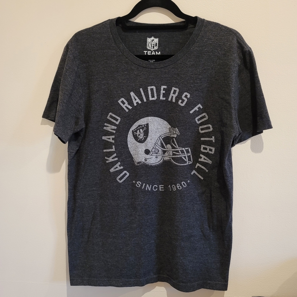 RAIDERS graphic logo T-shirt size M grey